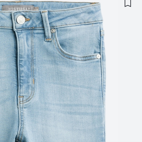 Just USA Light Wash Skinny Jeans - Picture 2 of 2